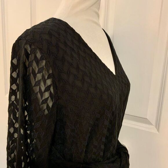 Ann Taylor Black Embroidered Chevron Semi Sheer Long Sleeve Belted Top Medium - Picture 9 of 12